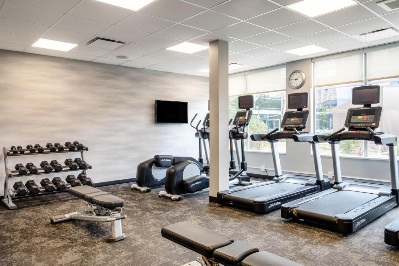 Fairfield Inn & Suites Minneapolis North Brooklyn Center Extérieur photo